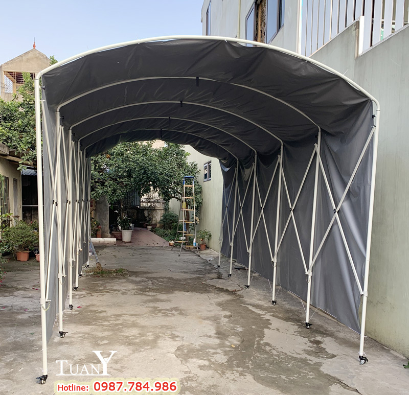 Lắp đặt kiểm tra khung mái vòm làm lối đi cho sân vận động
