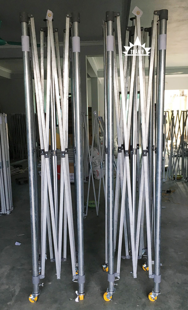 Khung nhà bạt gấp gọn, tiết kiệm diện tích lưu trữ